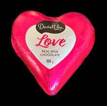 Mother’s Day Prosecco, Chocolate and Candle Hamper